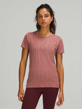 Lululemon Swiftly Breathe Short Sleeve Fletching Lines Spiced Chai Tee Top 6